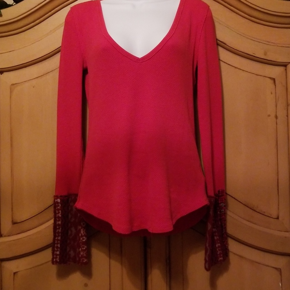 FREE PEOPLE TOP SIZE LARGE